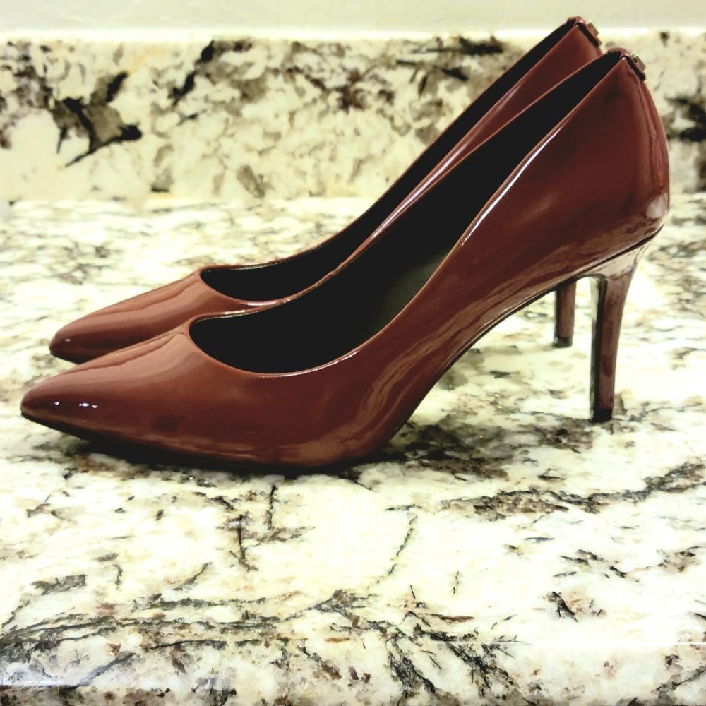 Karl Lagerfeld Royale pumps Size 8